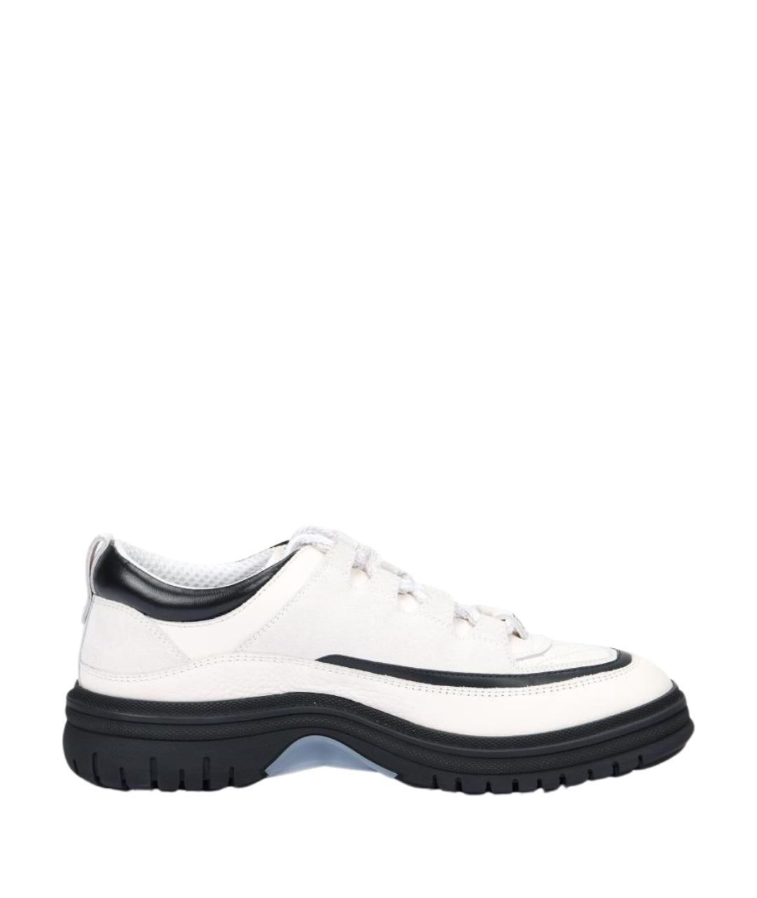 CHANEL Белые кожаные кроссовки, фото 1