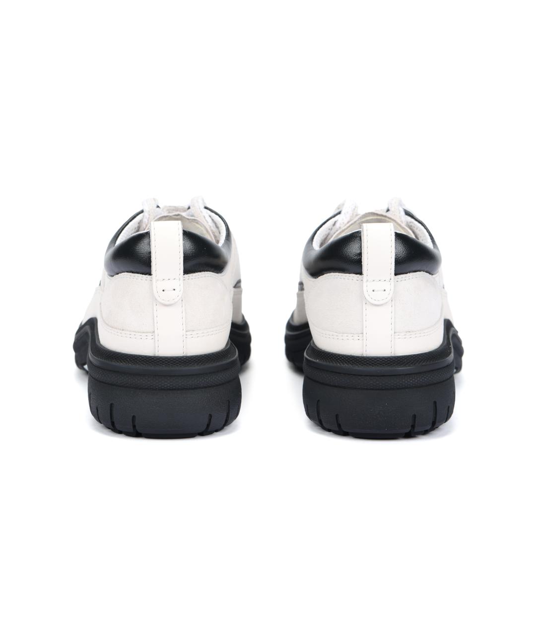 CHANEL Белые кожаные кроссовки, фото 3