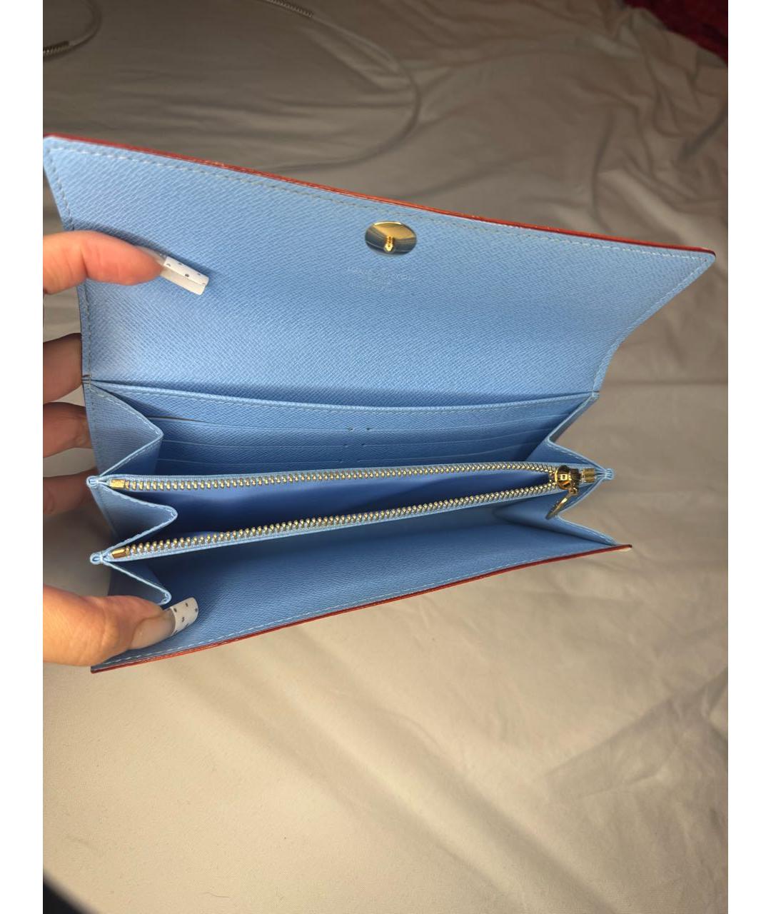 LOUIS VUITTON Белый кожаный кошелек, фото 2