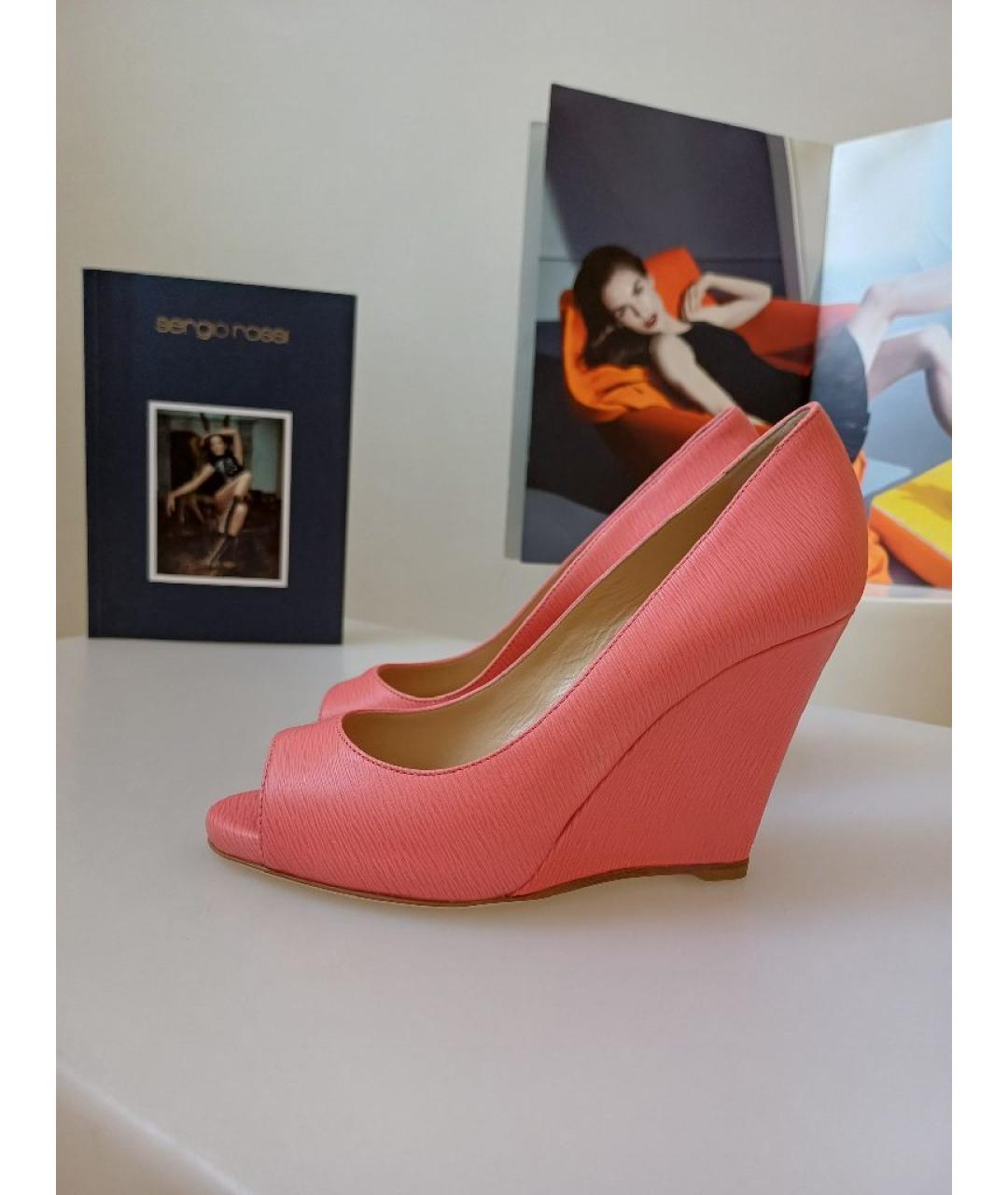 SERGIO ROSSI Коралловые кожаные туфли, фото 2