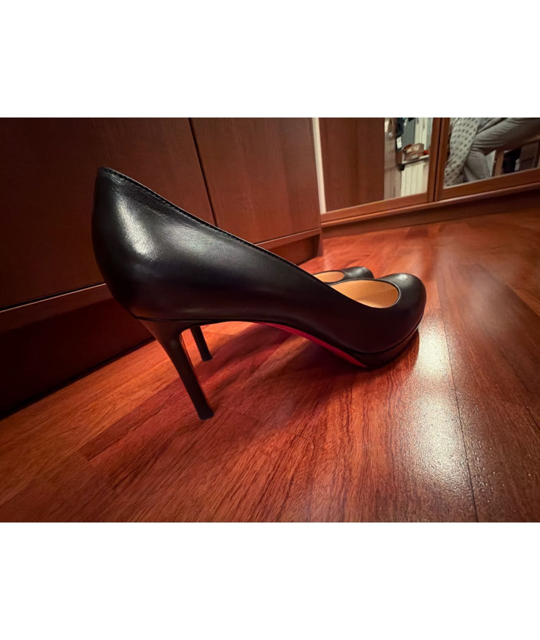 CHRISTIAN LOUBOUTIN Черные кожаные туфли, фото 5