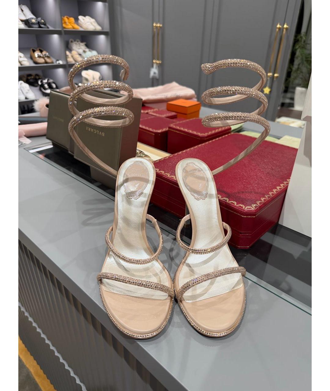 RENE CAOVILLA Бежевые кожаные босоножки, фото 2