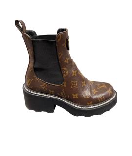 LOUIS VUITTON Ботинки