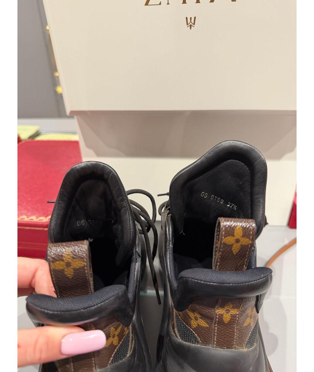 LOUIS VUITTON Коричневые кроссовки, фото 5