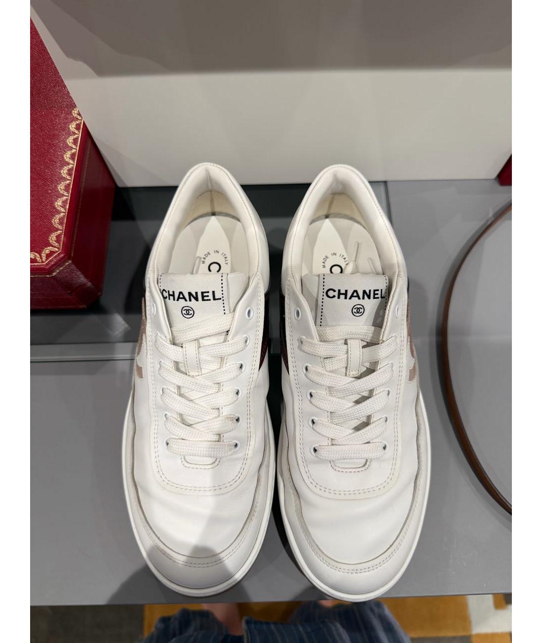 CHANEL Белые кожаные кеды, фото 2