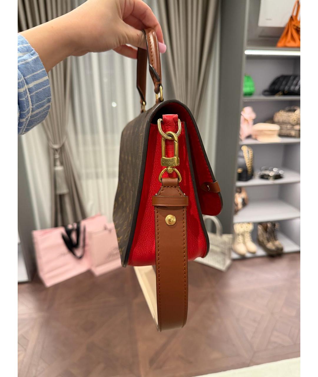 LOUIS VUITTON Коричневая кожаная сумка с короткими ручками, фото 6