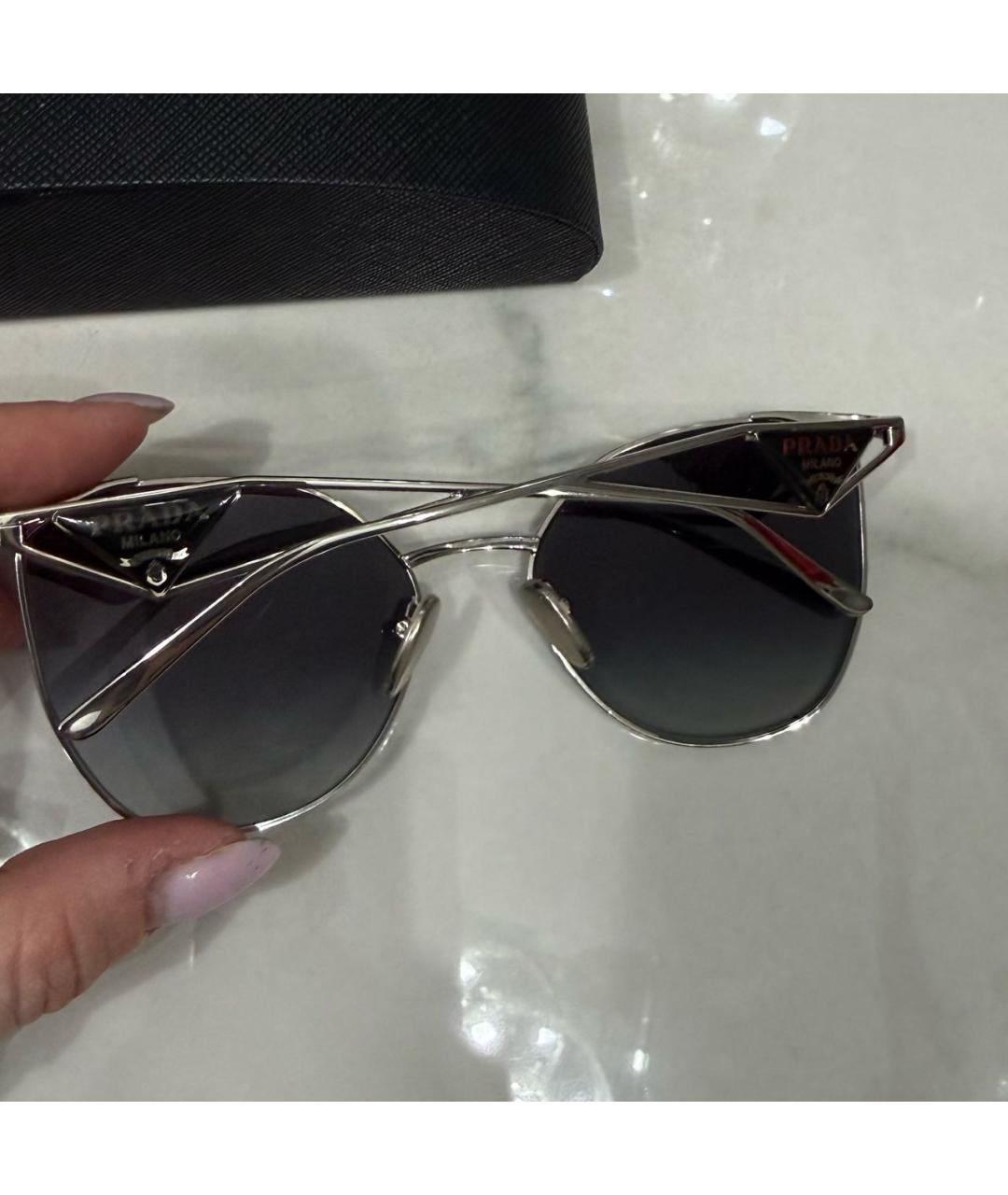 PRADA Серебряные металлические солнцезащитные очки, фото 4