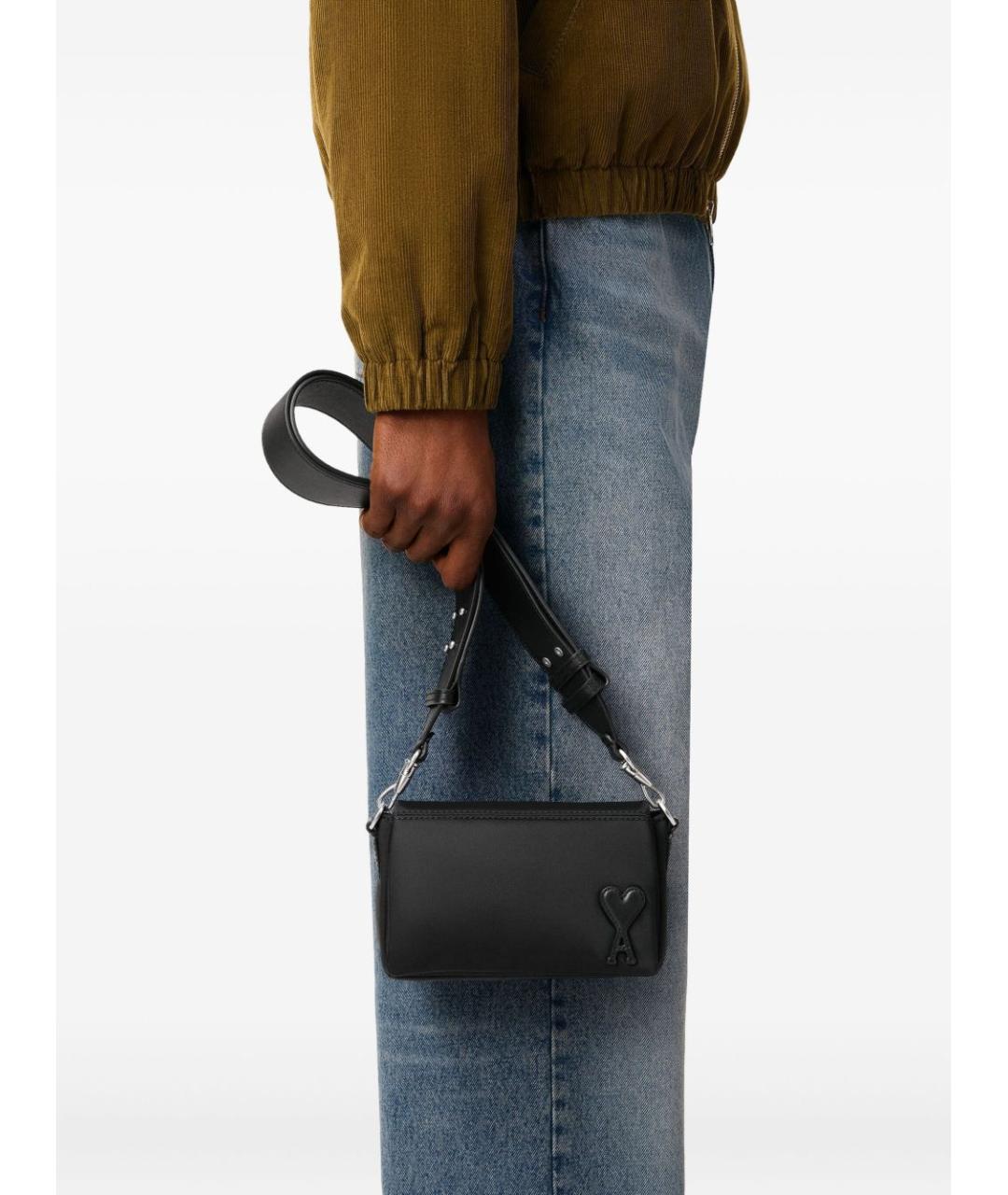 Ami Paris Черная синтетическая сумка на плечо, фото 5