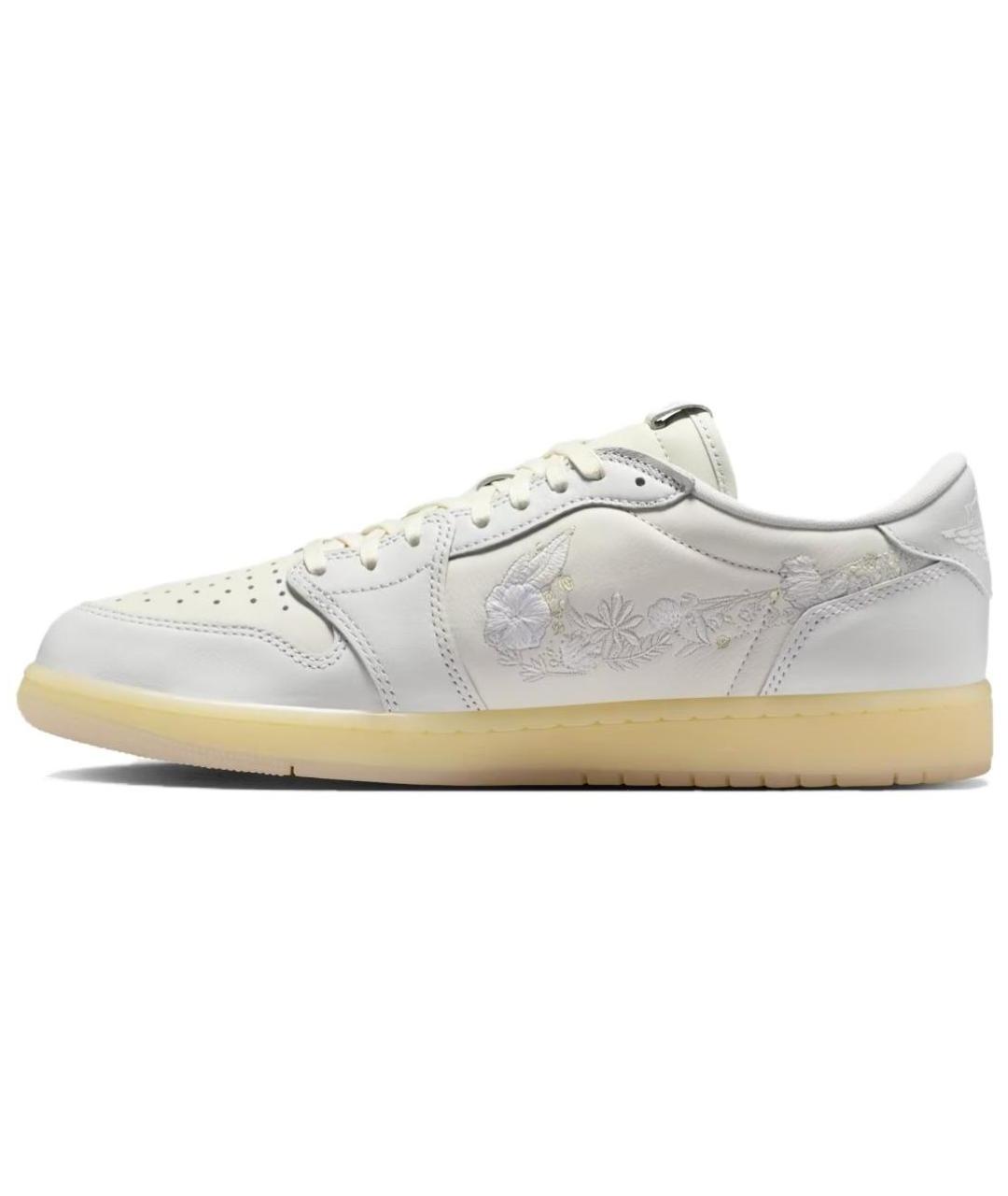 JORDAN Белые кроссовки, фото 2