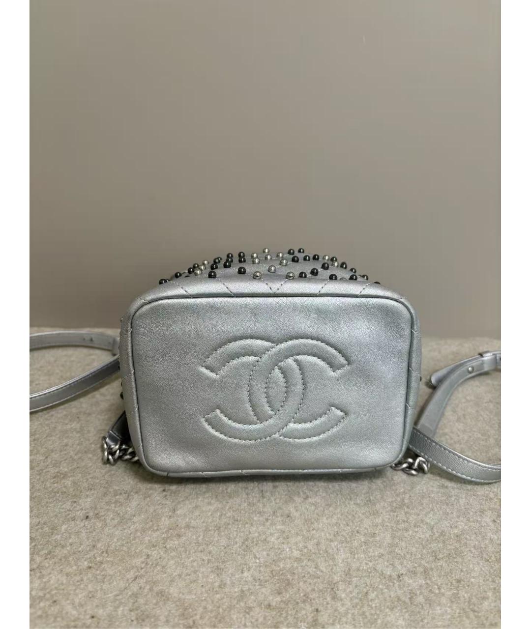 CHANEL Серебрянный кожаный рюкзак, фото 4