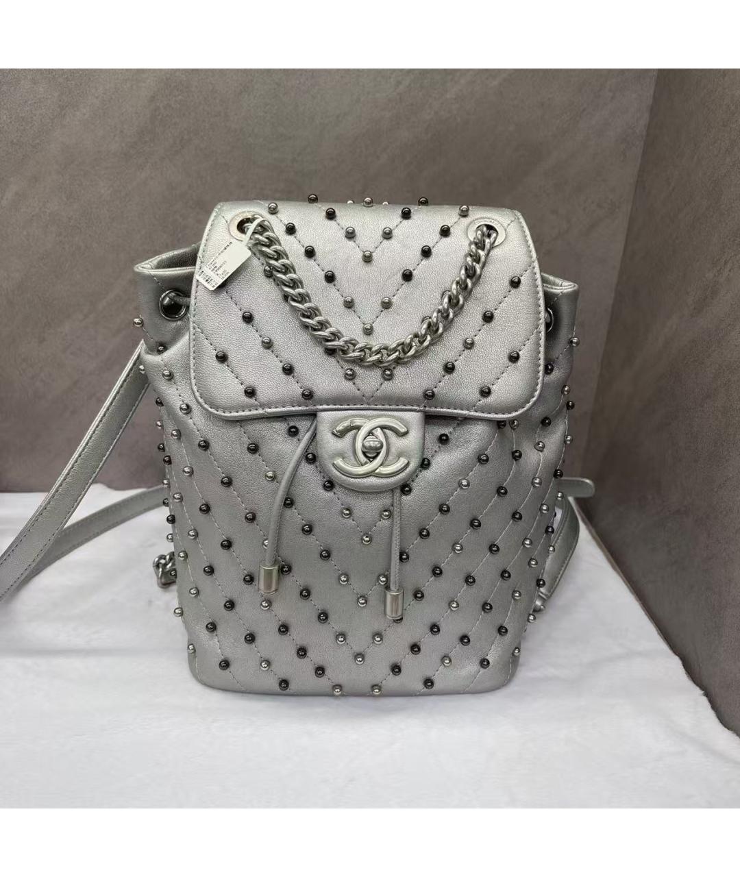 CHANEL Серебрянный кожаный рюкзак, фото 5