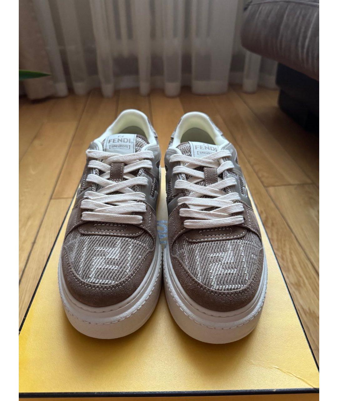 FENDI Бежевые кроссовки, фото 2