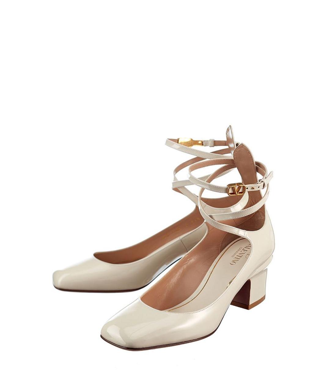 VALENTINO Бежевые туфли из лакированной кожи, фото 3