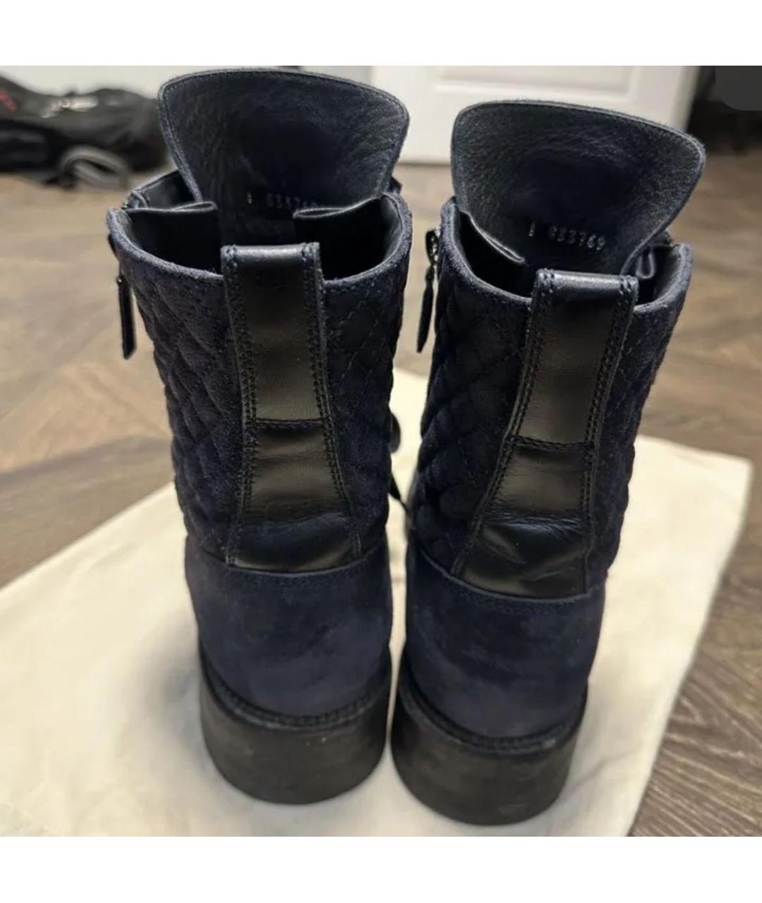 CHANEL Темно-синие замшевые полусапоги, фото 3