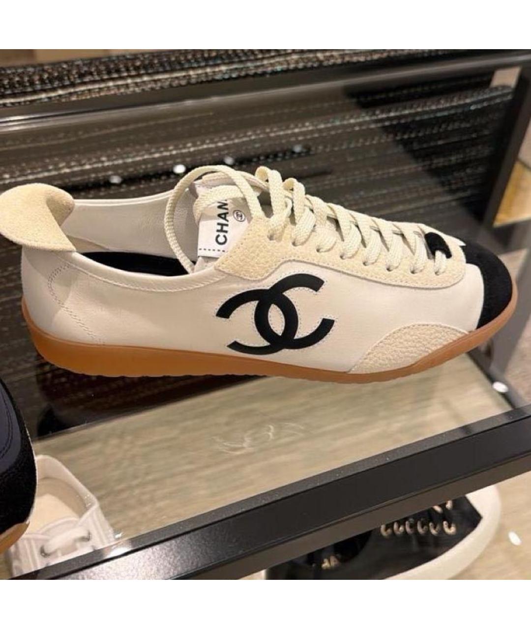 CHANEL Белые кожаные кеды, фото 2