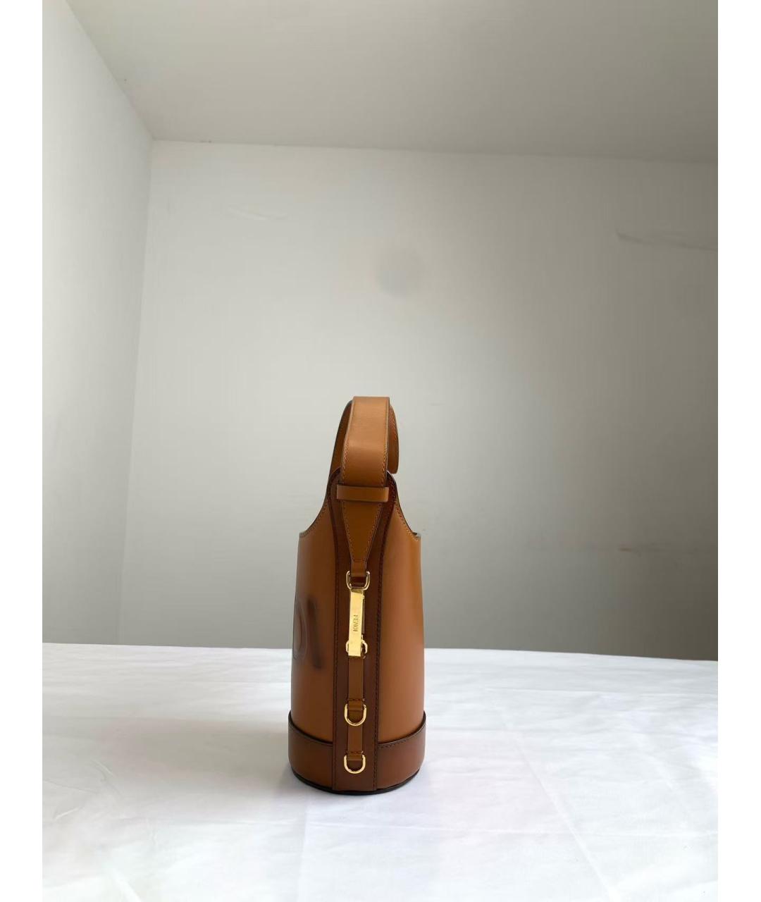 FENDI Коричневая кожаная сумка через плечо, фото 4