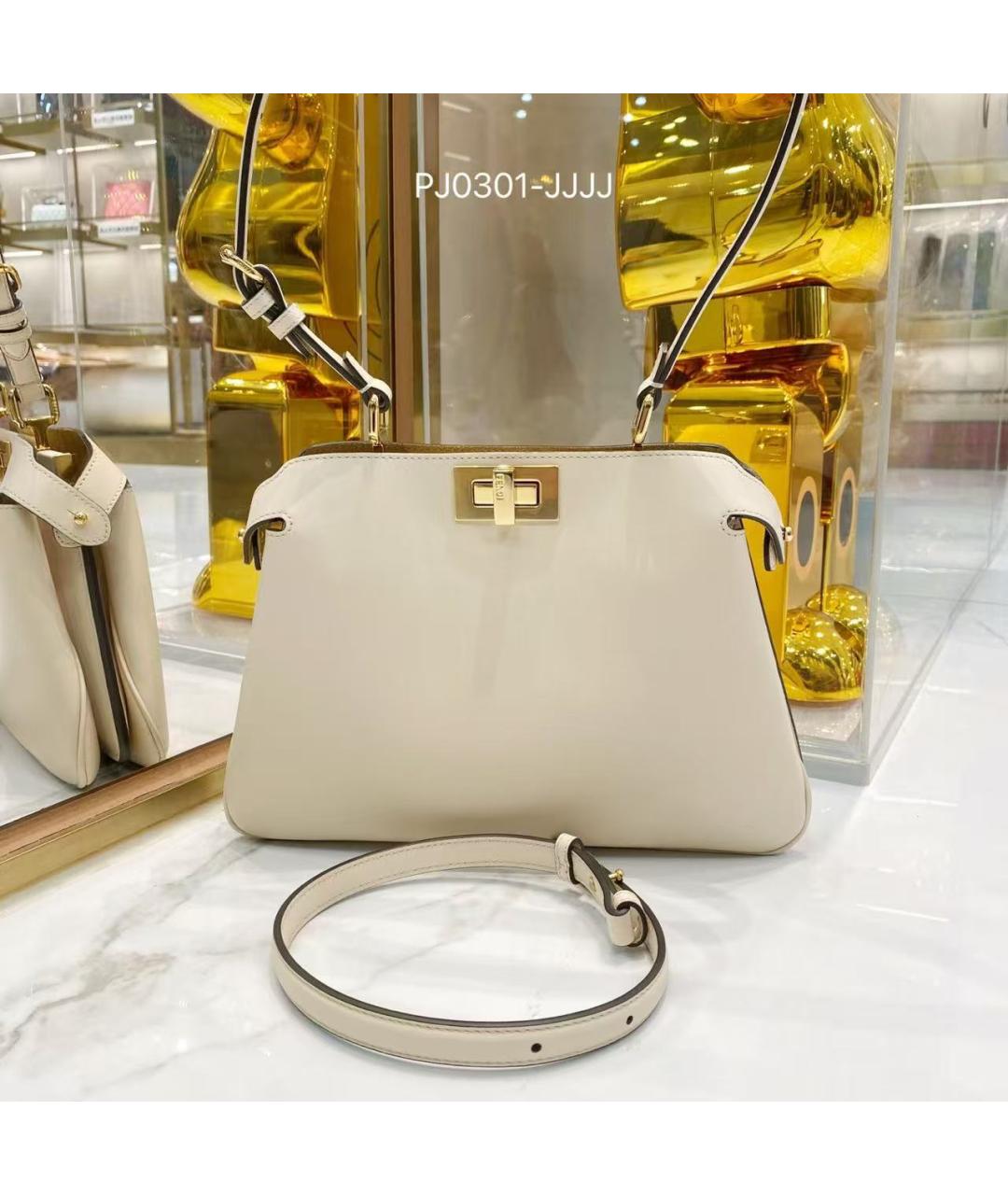 FENDI Белая кожаная сумка через плечо, фото 2