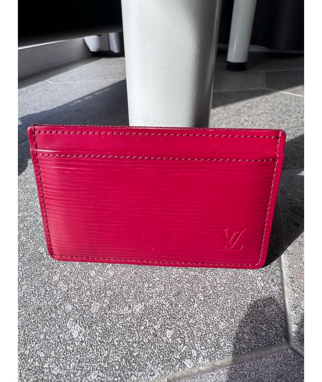 LOUIS VUITTON Бордовый кожаный кардхолдер, фото 2