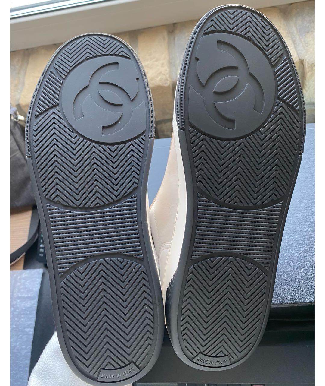 CHANEL Белые кожаные кроссовки, фото 6