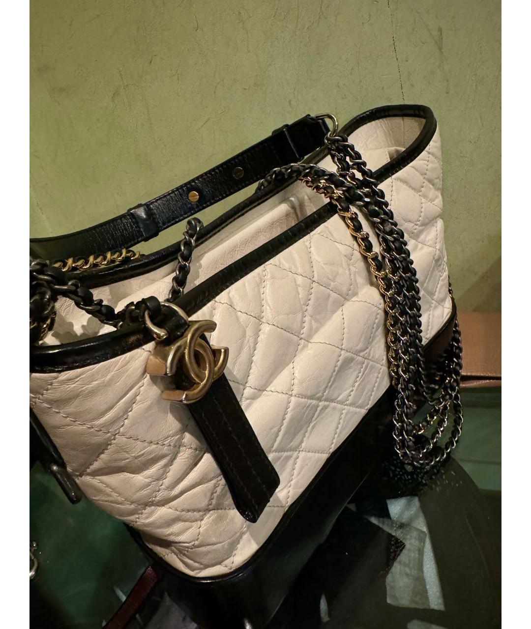 CHANEL Бежевая кожаная сумка через плечо, фото 3