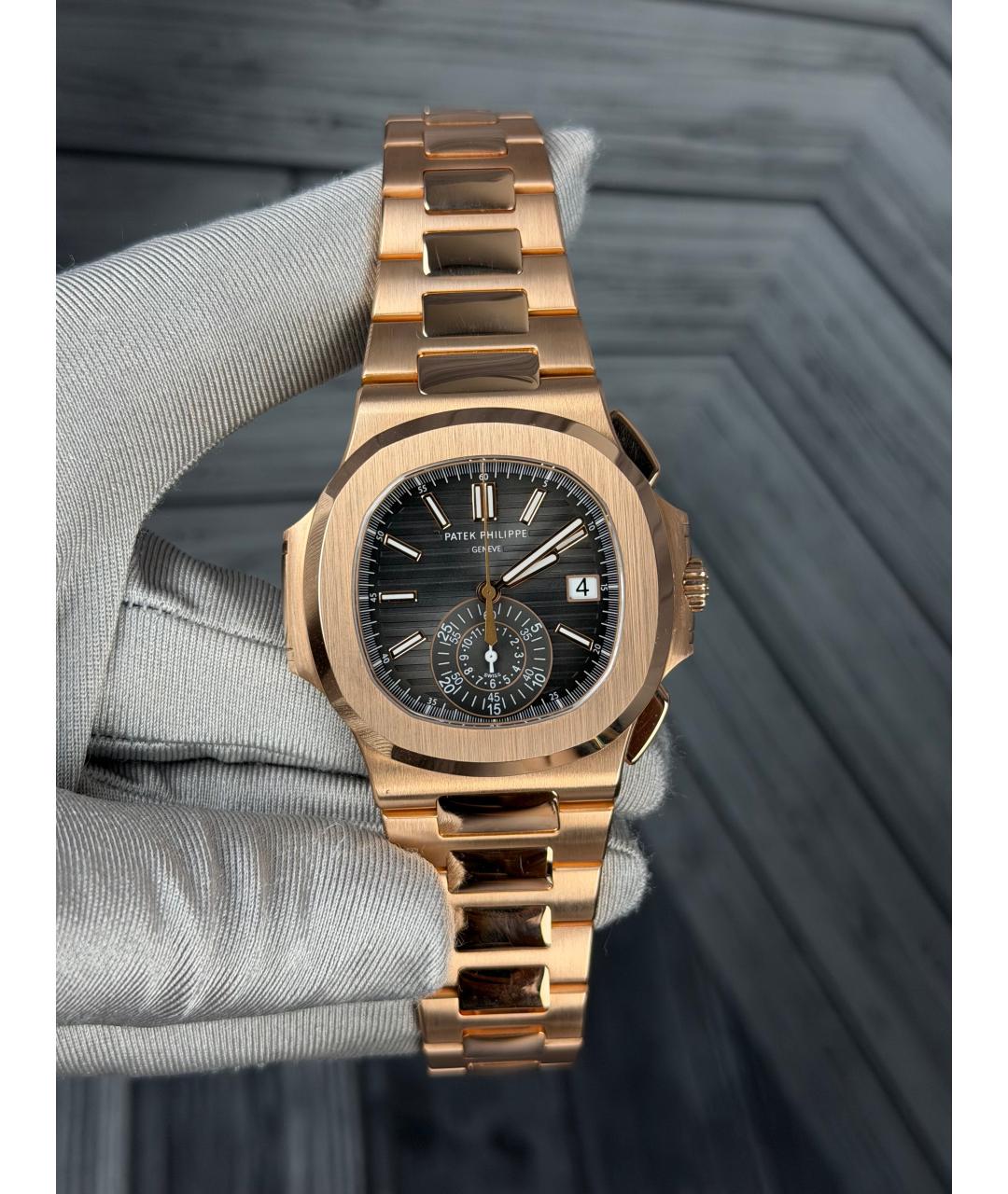 PATEK PHILIPPE Черные часы из розового золота, фото 2