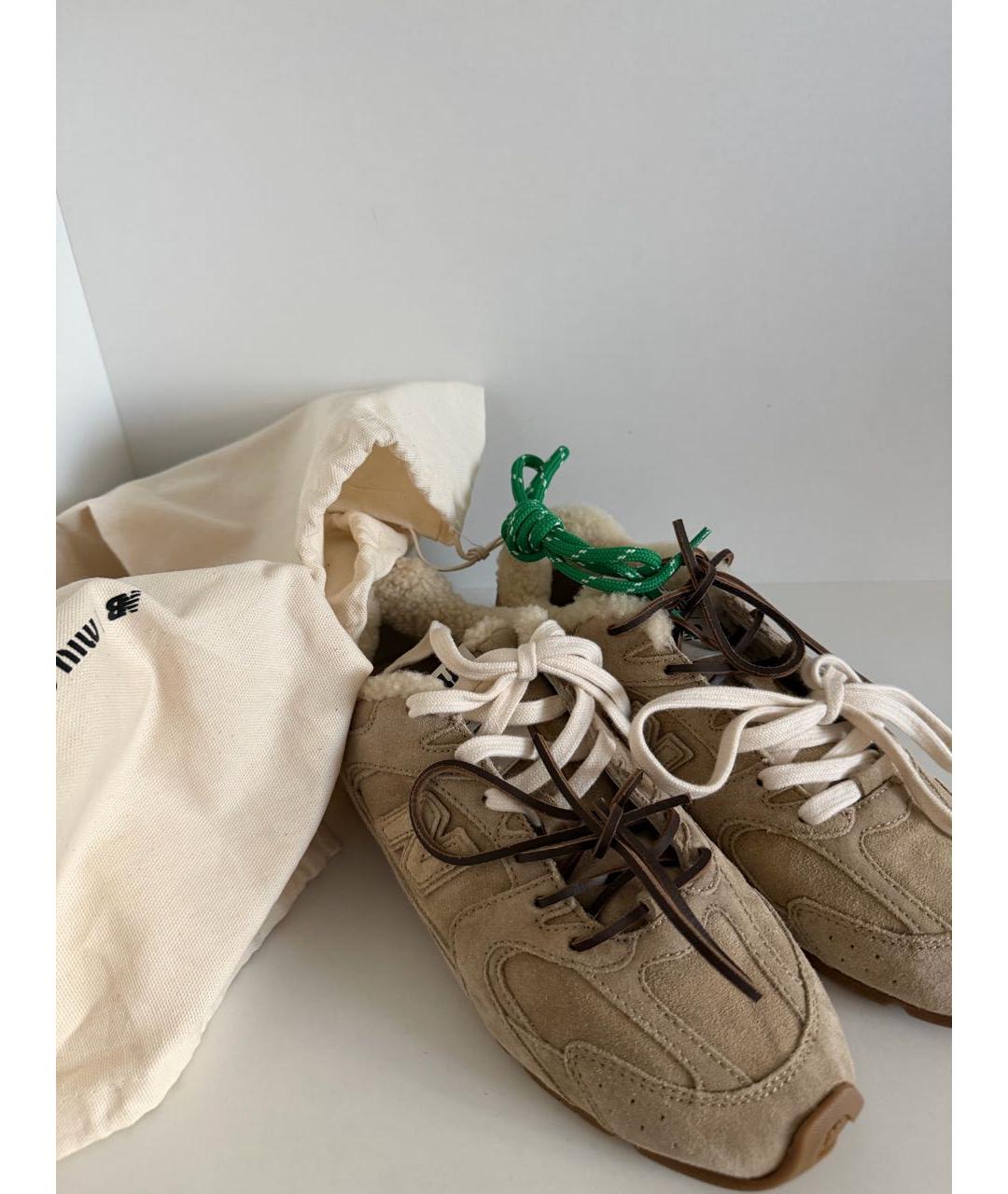 MIU MIU Бежевые замшевые кеды, фото 6