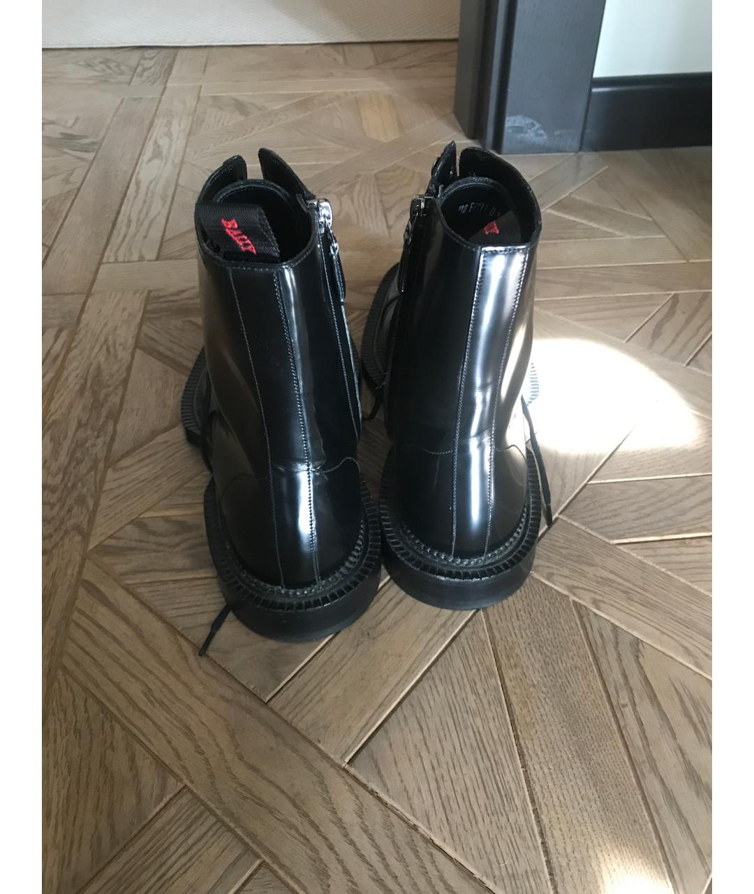 BALLY Черные высокие ботинки из лакированной кожи, фото 3