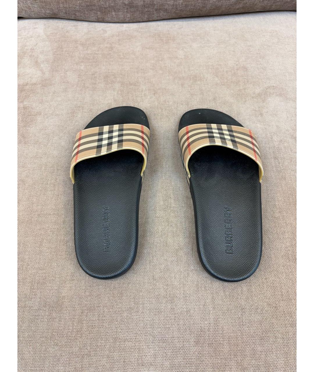 BURBERRY Бежевые резиновые шлепанцы, фото 3