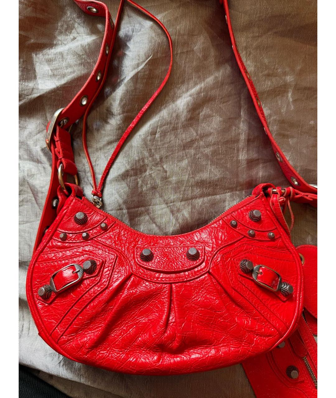 BALENCIAGA Красная кожаная сумка через плечо, фото 2