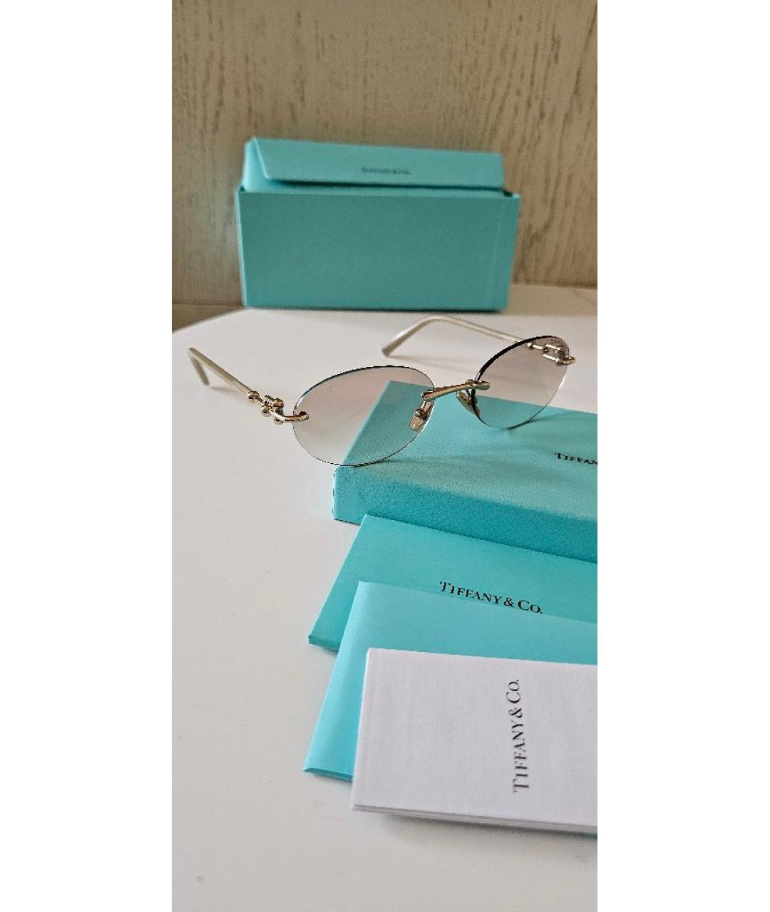 TIFFANY&CO Золотые металлические солнцезащитные очки, фото 2