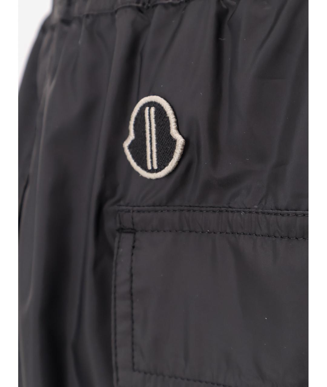 MONCLER Черные полиэстеровые шорты, фото 3