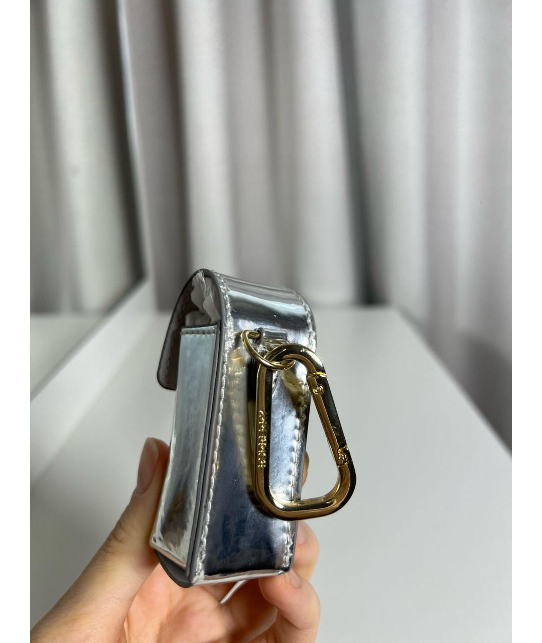 BURBERRY Серебрянный брелок, фото 5