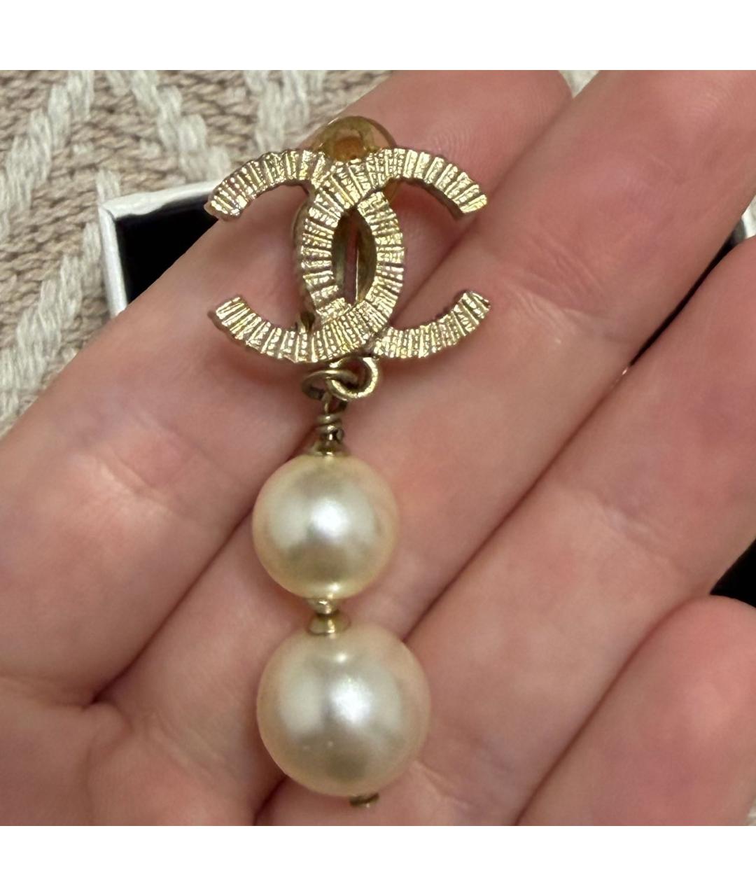 CHANEL Золотые клипсы, фото 3
