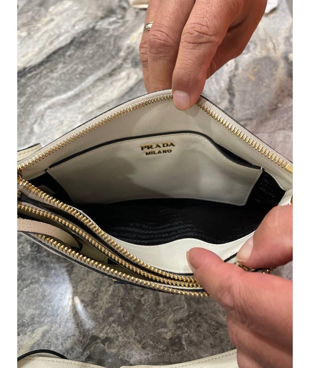 PRADA Белая кожаная сумка через плечо, фото 3