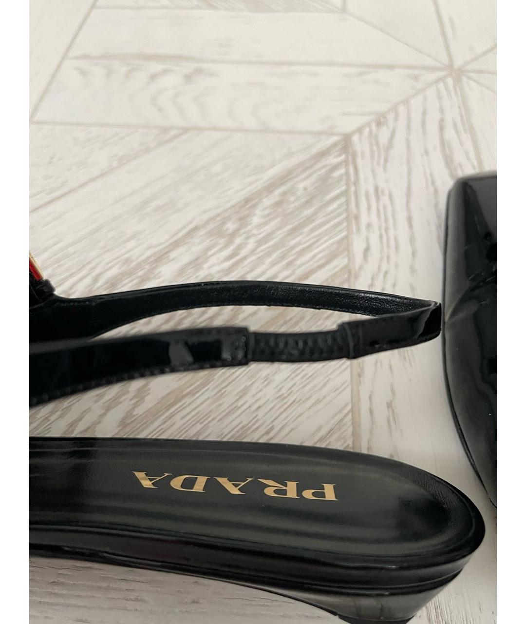 PRADA Черные балетки из лакированной кожи, фото 6