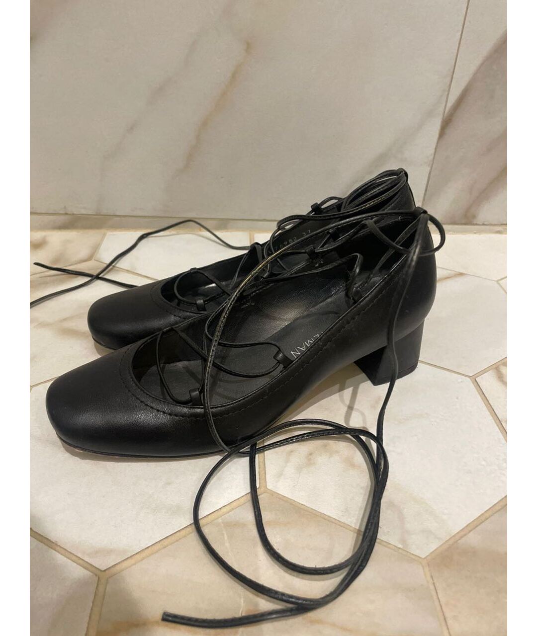 STUART WEITZMAN Черные кожаные туфли, фото 4