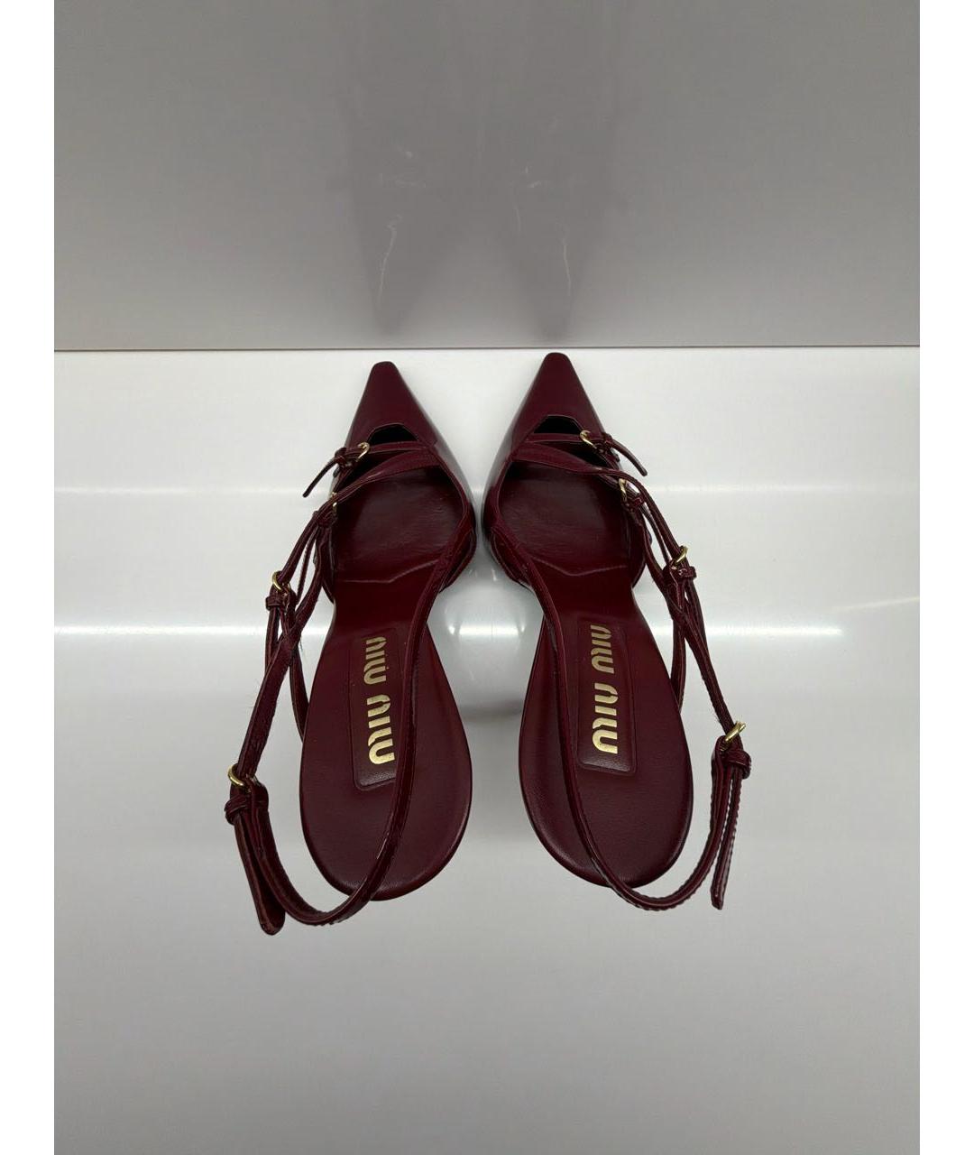 MIU MIU Бордовые туфли из лакированной кожи, фото 3