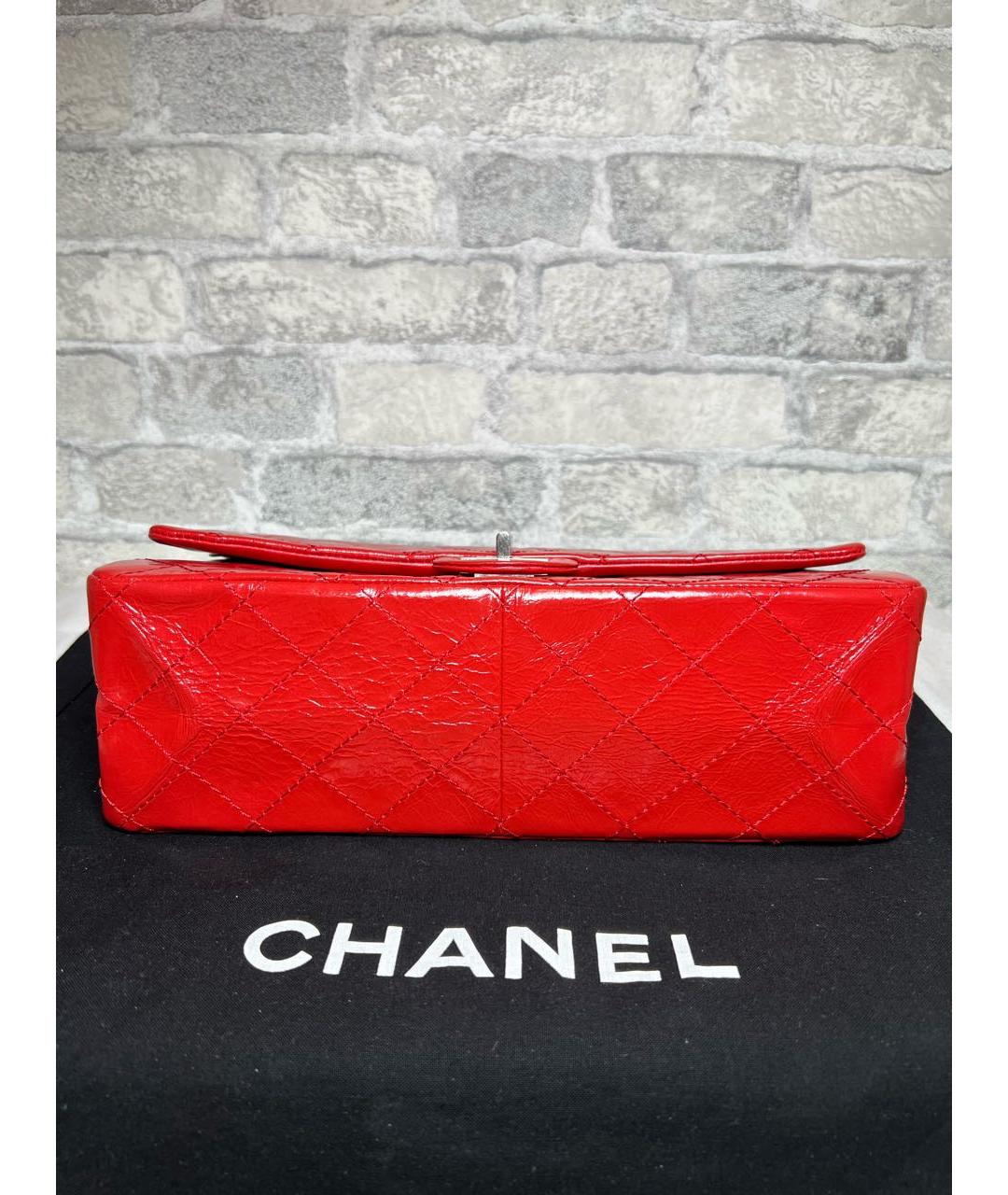 CHANEL Красная сумка через плечо из лакированной кожи, фото 6