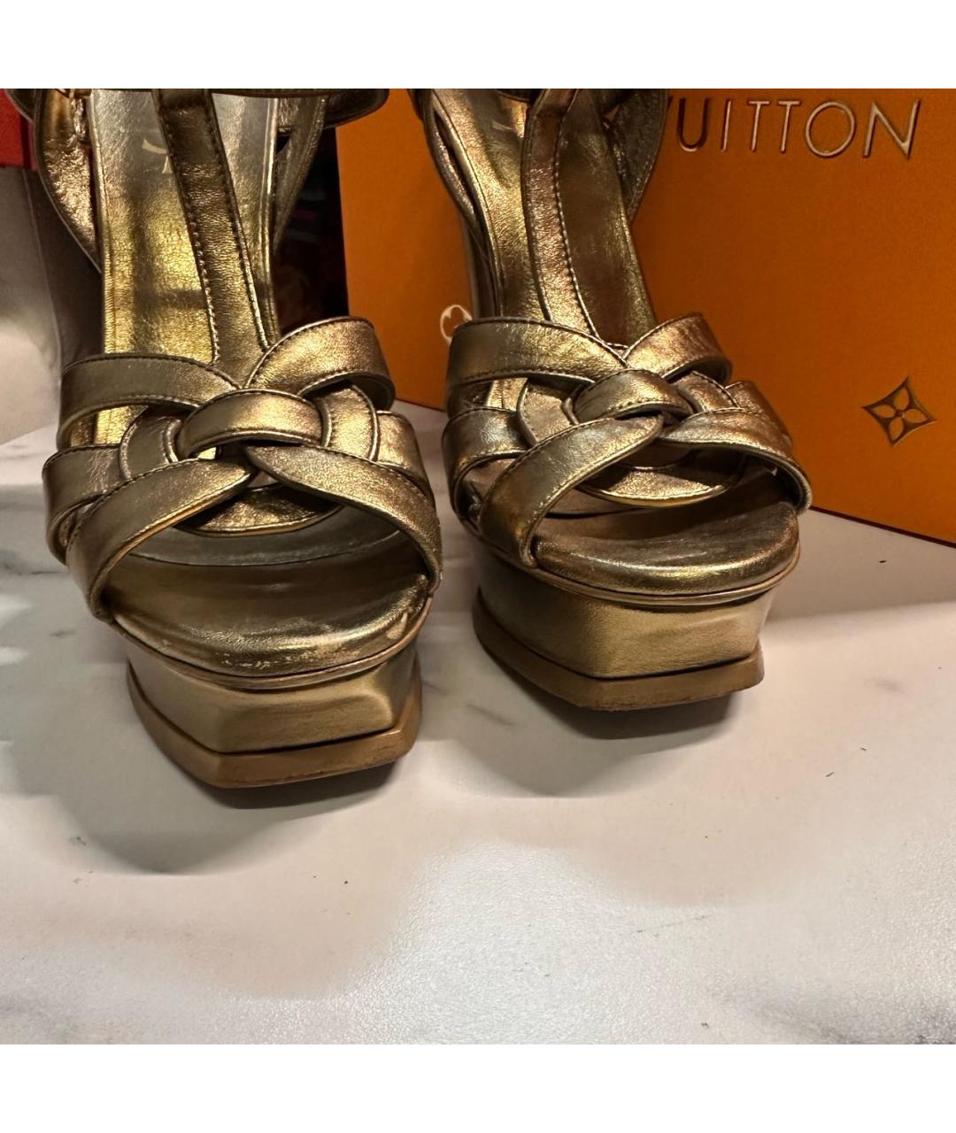 SAINT LAURENT Золотые кожаные босоножки, фото 6