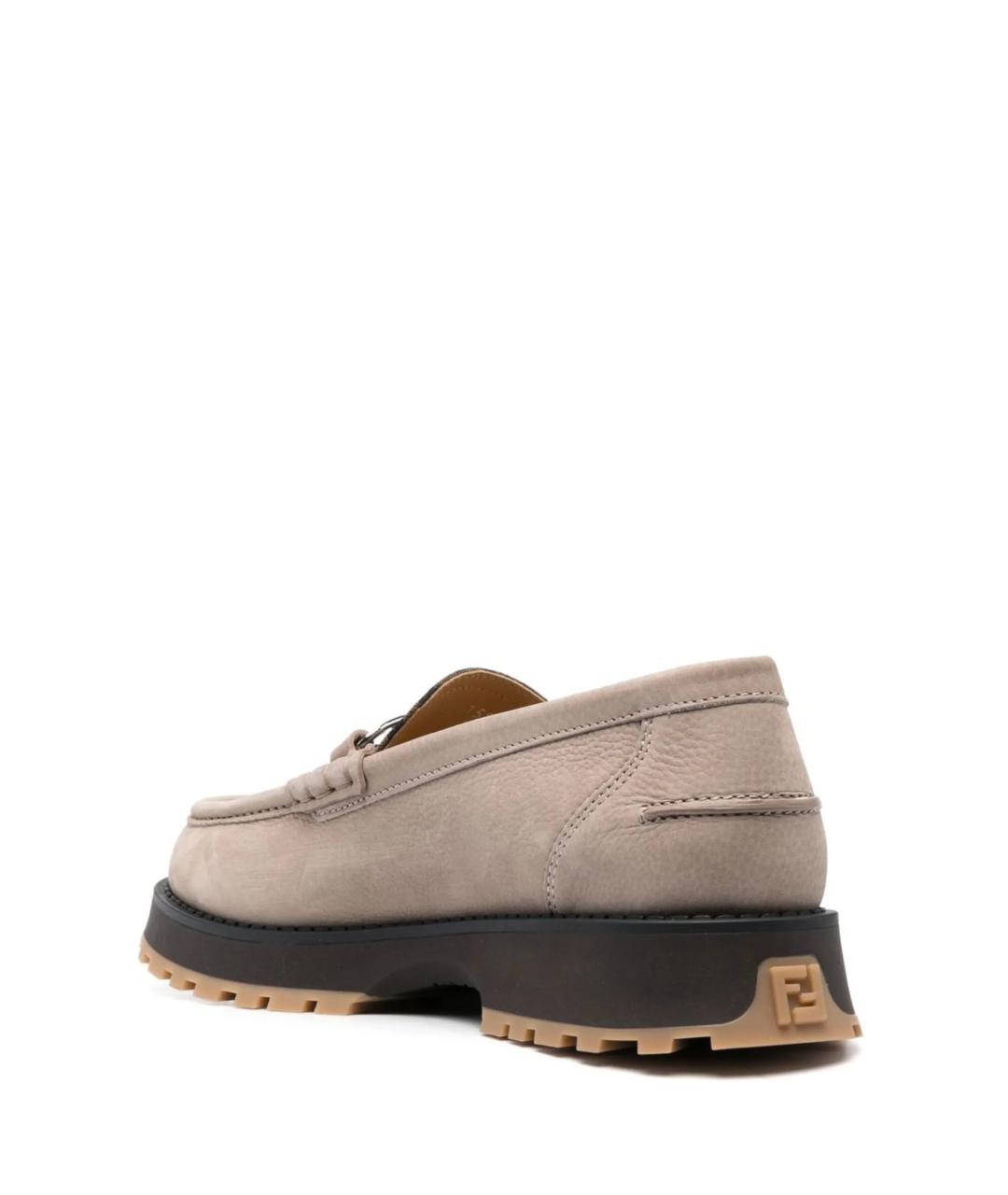 FENDI Бежевые замшевые лоферы, фото 3