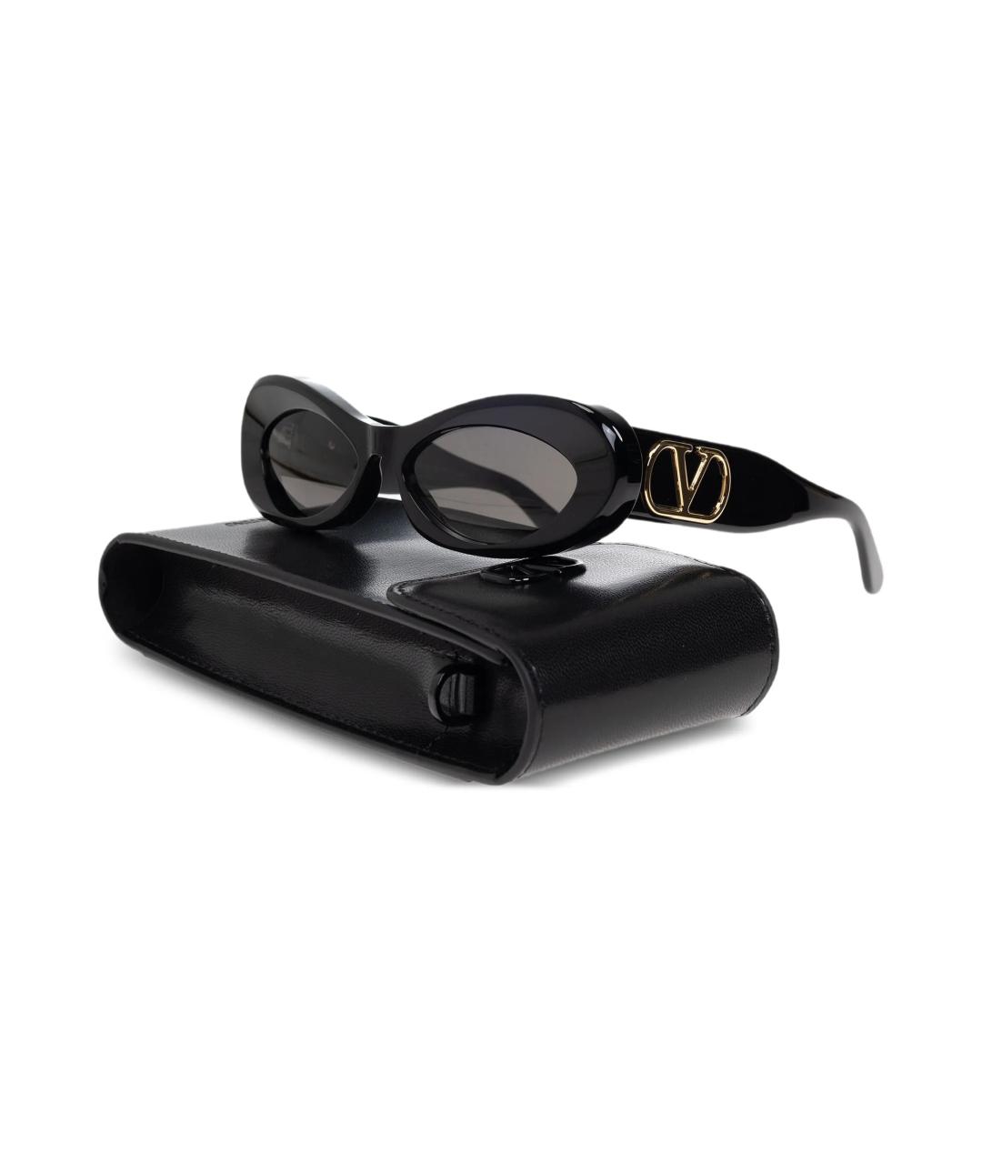 VALENTINO Черные пластиковые солнцезащитные очки, фото 2