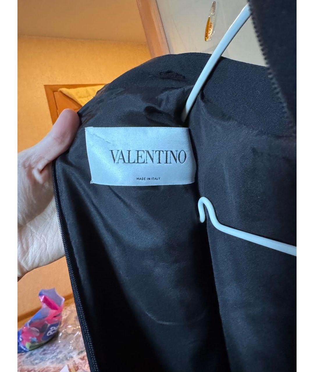 VALENTINO Черное атласное вечернее платье, фото 3