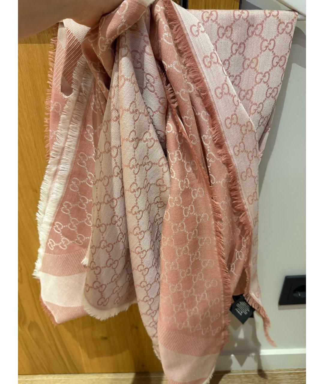 GUCCI Коралловый шерстяной платок, фото 4
