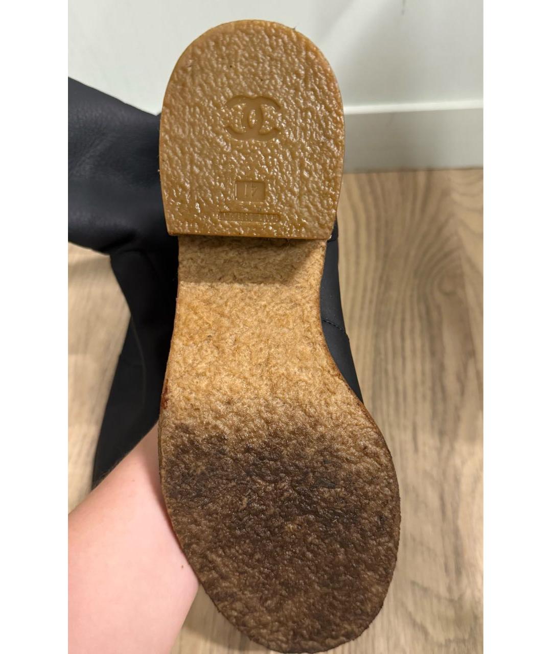 CHANEL Черные кожаные сапоги, фото 7