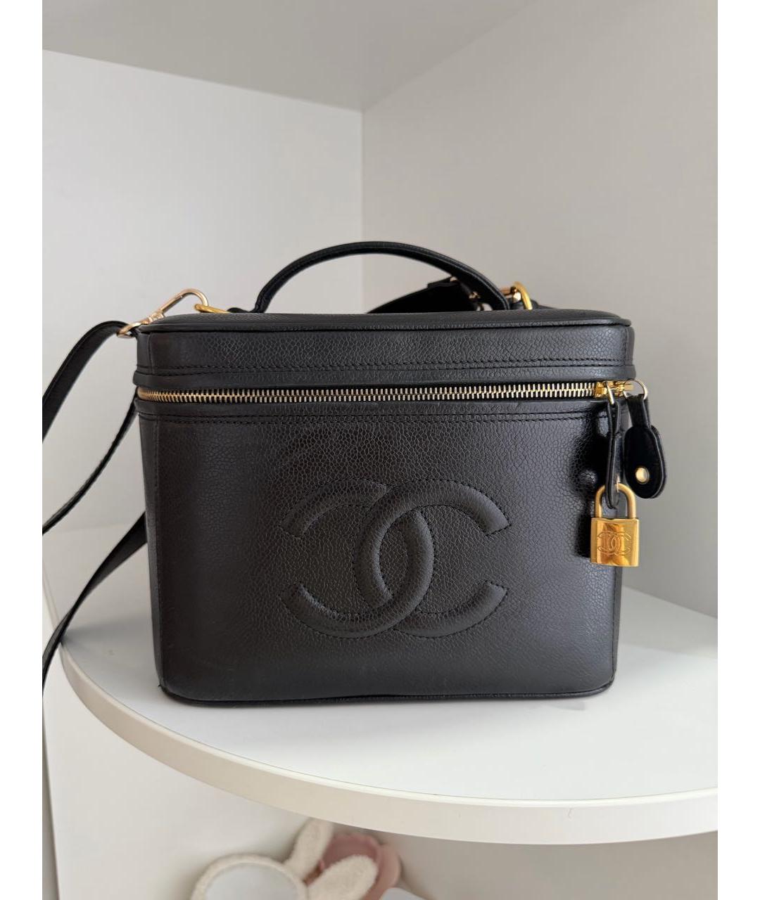 CHANEL Черная кожаная сумка с короткими ручками, фото 5