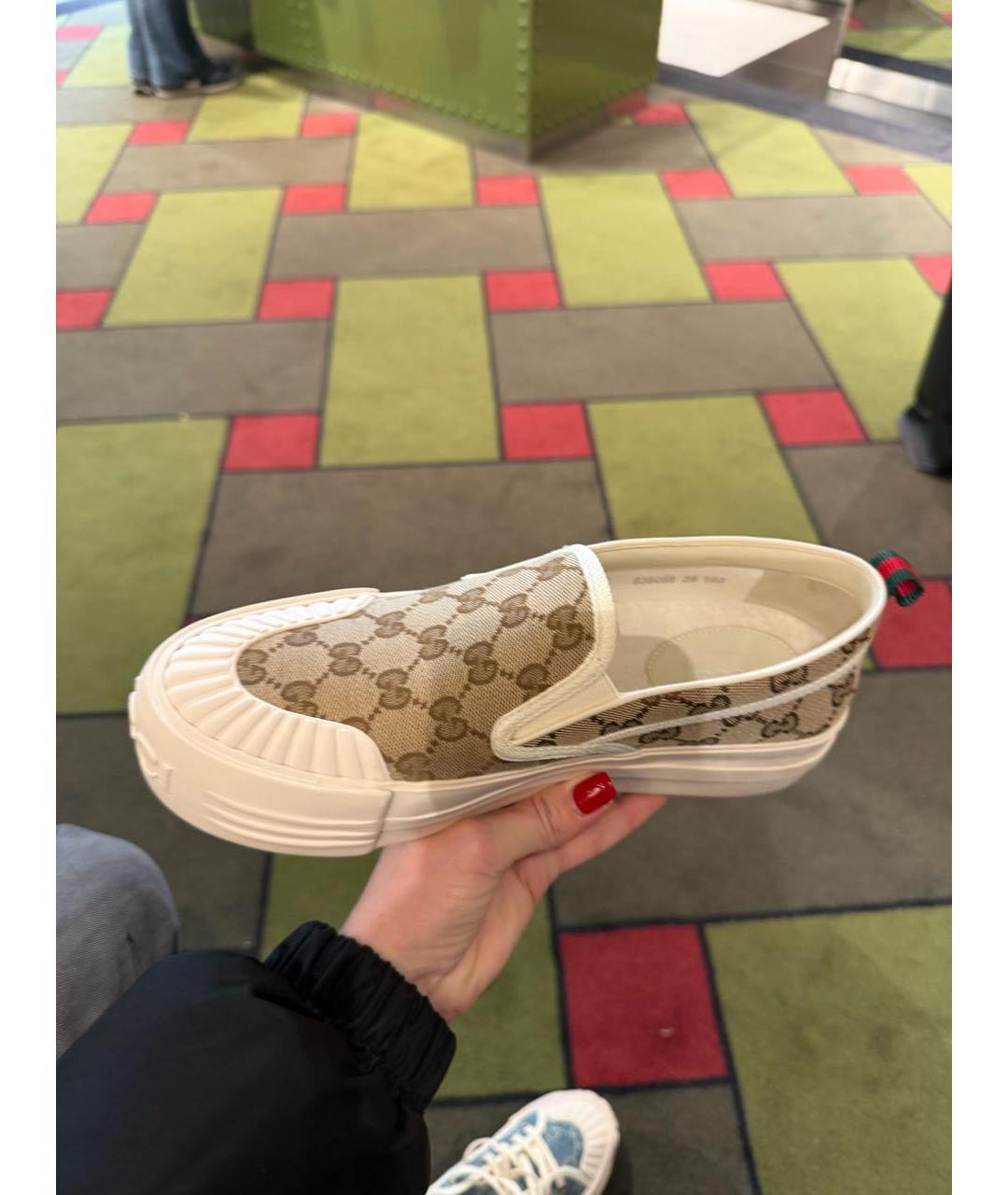 GUCCI Бежевые текстильные лоферы, фото 2