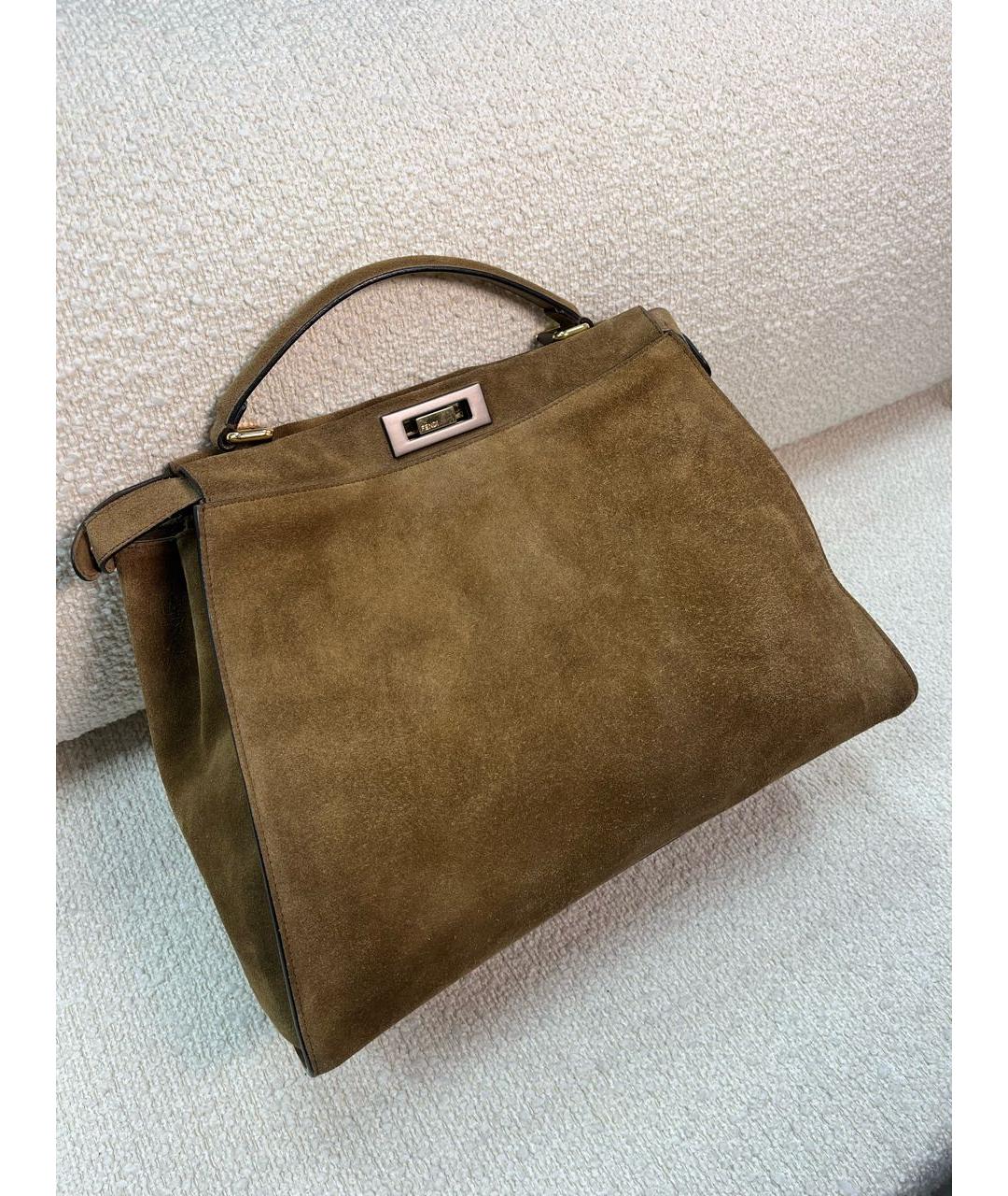 FENDI Коричневая замшевая сумка с короткими ручками, фото 5