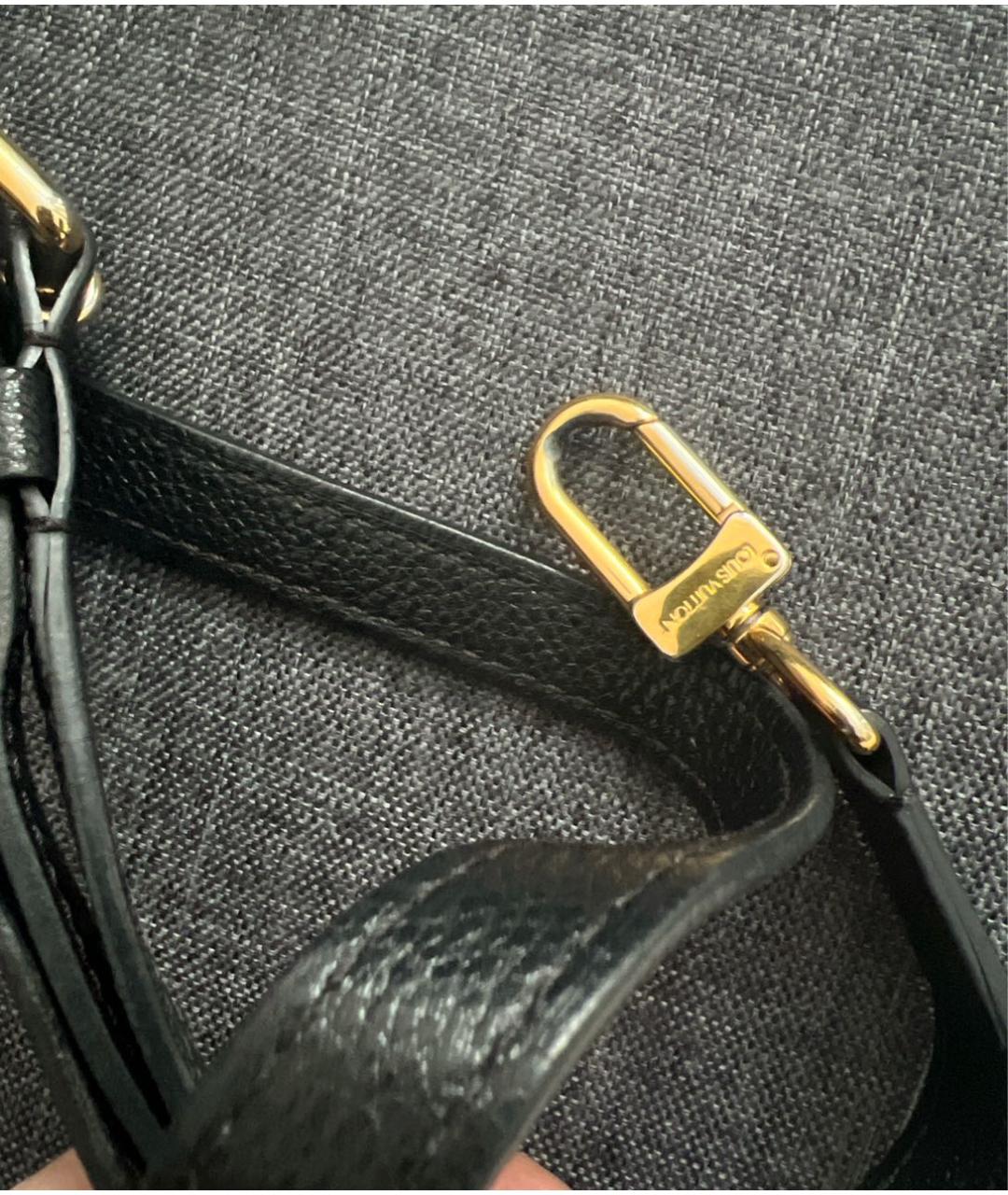 LOUIS VUITTON Черная кожаная сумка через плечо, фото 5