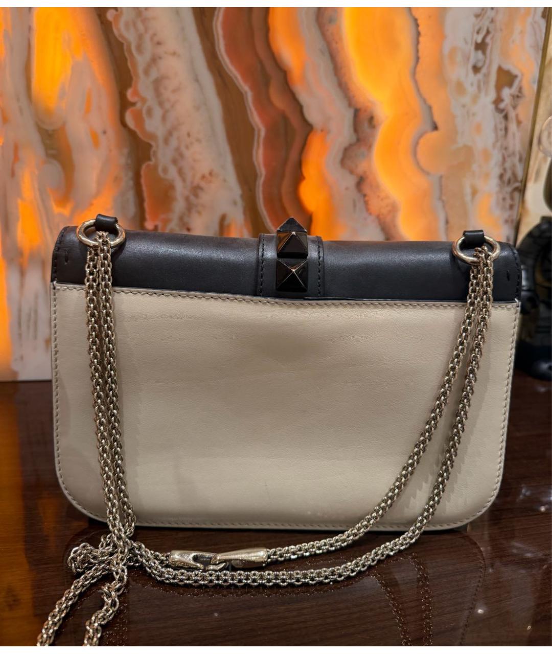 VALENTINO Черная кожаная сумка через плечо, фото 3