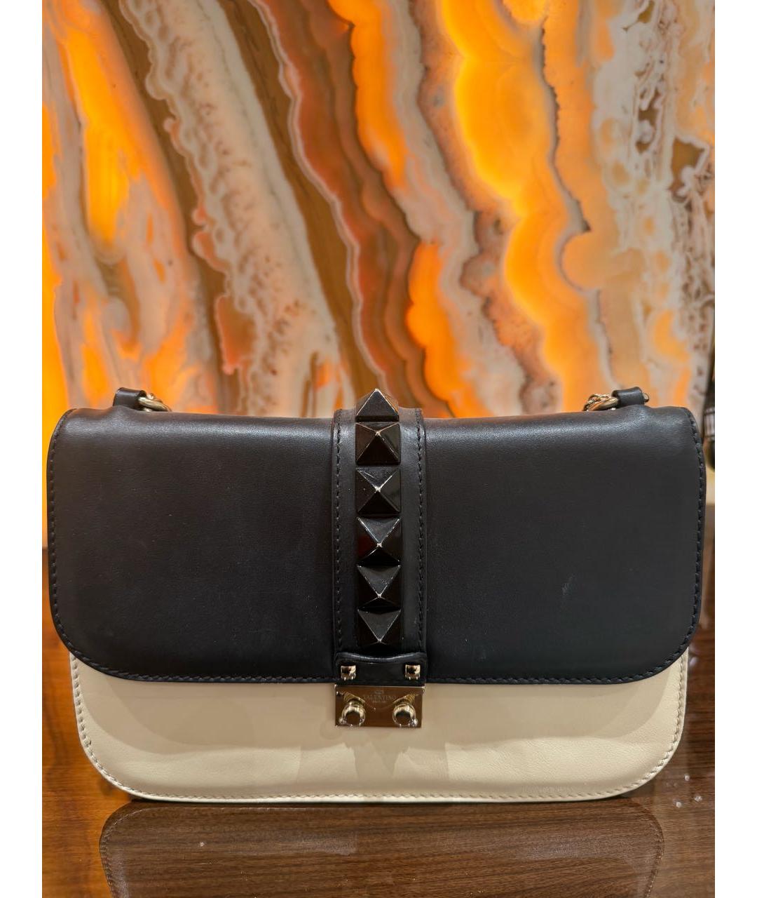 VALENTINO Черная кожаная сумка через плечо, фото 5